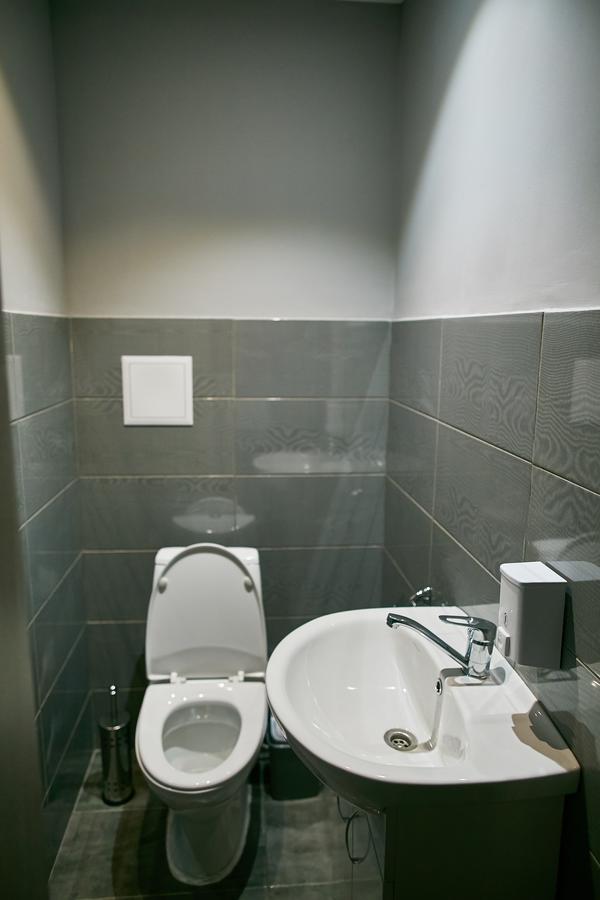 Hello Yellow Hostel 第聂伯罗彼得罗夫斯克 外观 照片